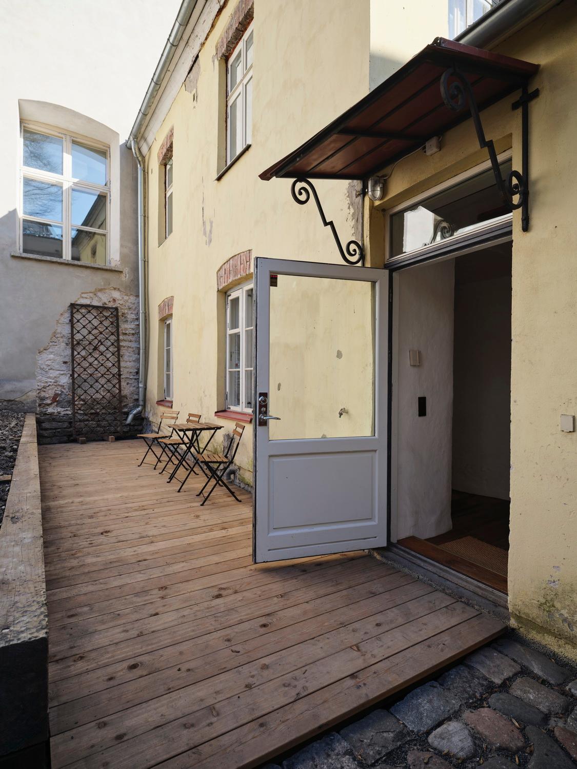 Historic Apartment With Private Garden In Old Town Talin Exterior foto