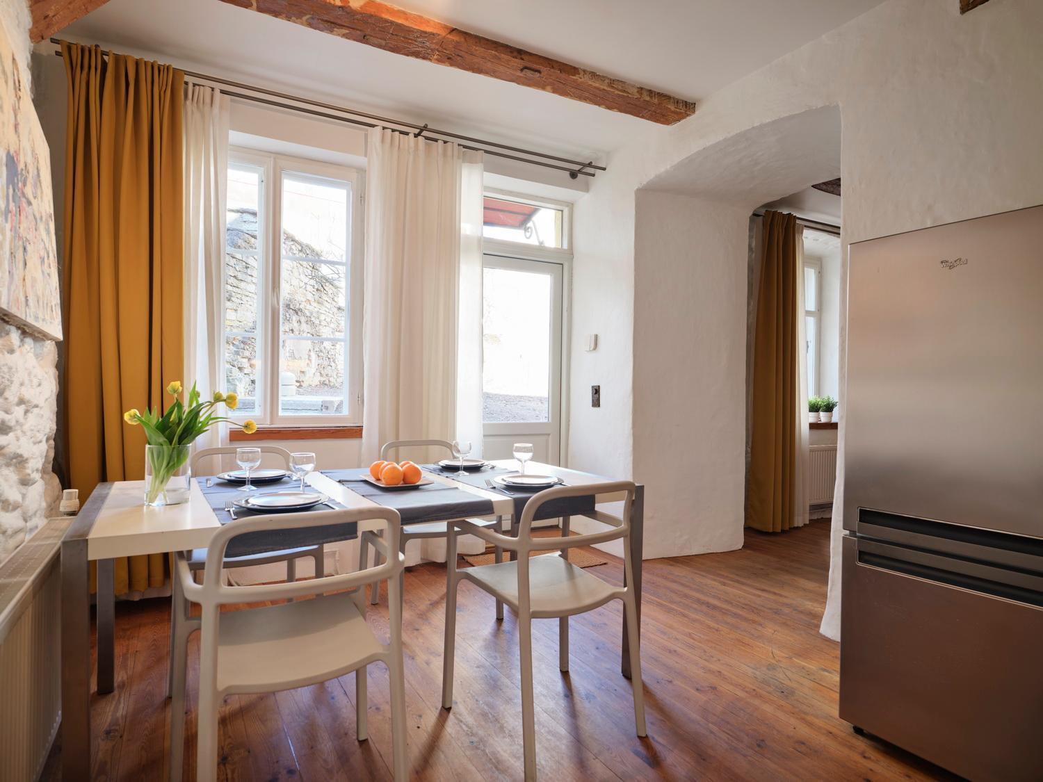 Historic Apartment With Private Garden In Old Town Talin Exterior foto